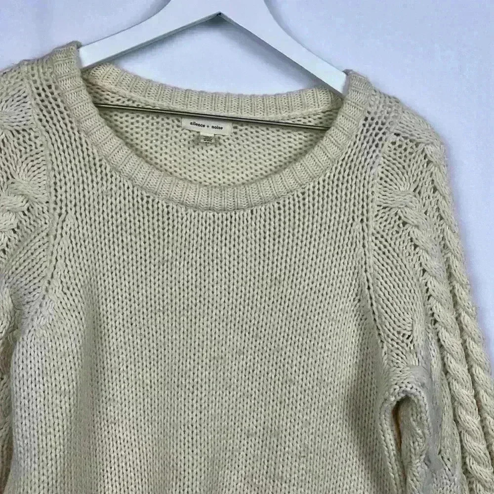 Silence & Noise Womens Sweater Cream M Cable Knit Sleeves Crop Pullover Casual - Picture 3 of 10